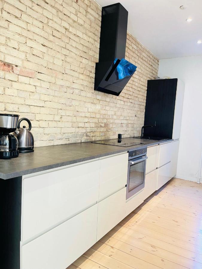 Aday - Central Cozy And Bright Apartment オールボー エクステリア 写真