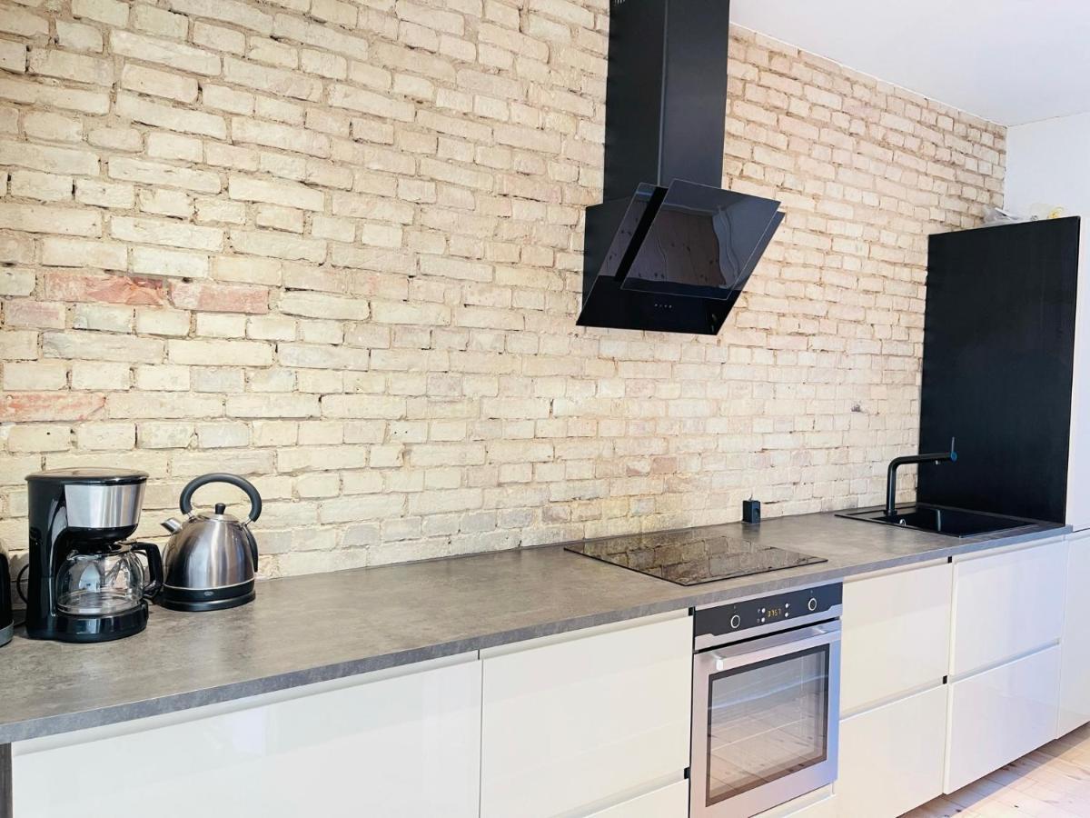 Aday - Central Cozy And Bright Apartment オールボー エクステリア 写真