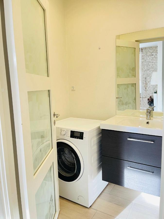 Aday - Central Cozy And Bright Apartment オールボー エクステリア 写真